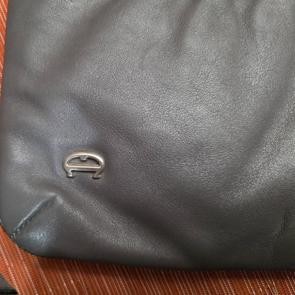 Vintage Etienne Aigner  Grey Snake Leather Bag Clutch - Picture 4 of 11